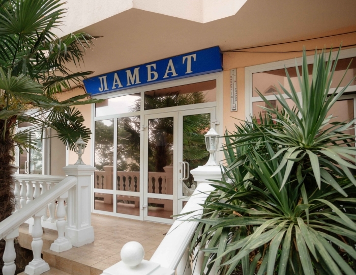 Отель «Ламбат» Утес