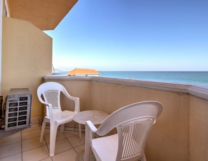 Отель «Ламбат» Утес