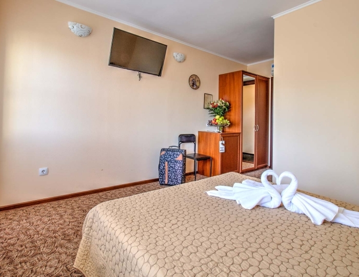 Стандарт 2-местный 1-комнатный боковой вид на море - Отель «Ламбат» Утес